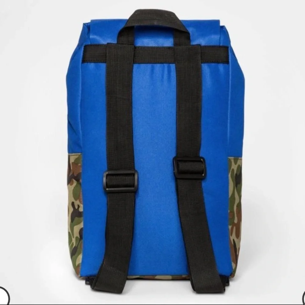 NWT toddler boys blue & green camo backpack